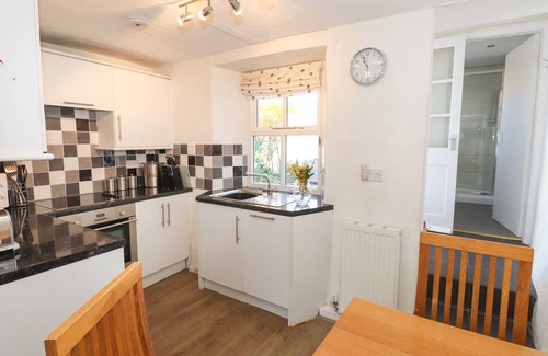 Troutbeck Bridge Cottage | JASMINE COTTAGE, with open fire in Windermere