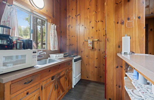 Boulder Creek Cabin | Jaxen - Cabin Masoods Lodge