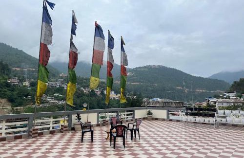 Bomdila House | JC Homestay, Dirang