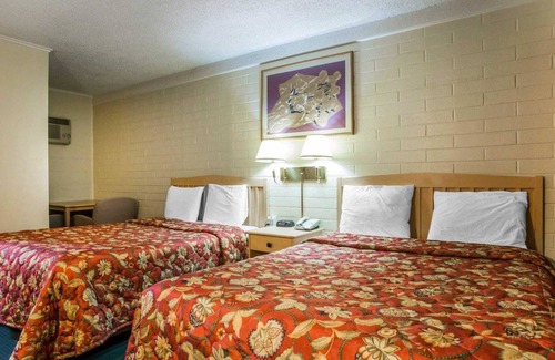 Yreka Hotel | Jefferson Inn