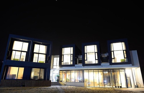 Aewol House | Jeju Claire de lune