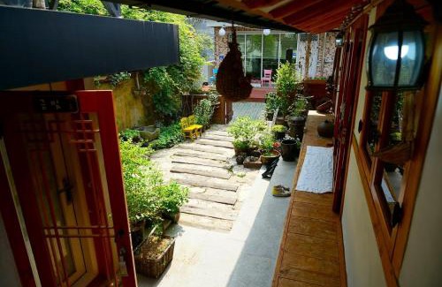 Jeonju House | Jeonju game jeonyeonga Pension