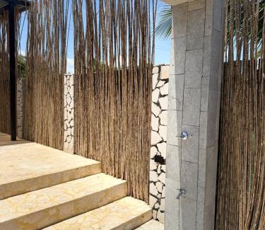 Tolu Hotel | JERUSALEMA BEACH GLAMPING