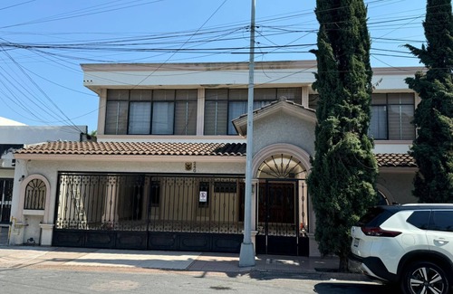 Gonzalitos Apartment | JESAVI Suites