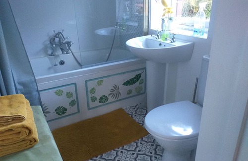 Hull Bed & Breakfast | Jesmond Vegan B&B