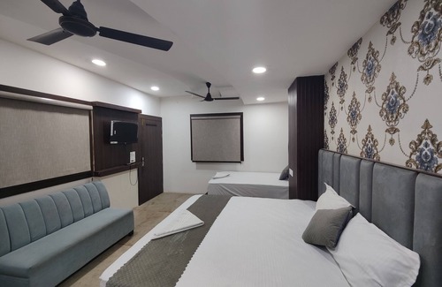 Jhansi Hotel | Jhansi Castle Inn