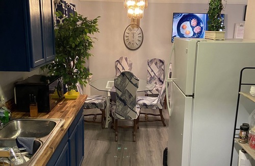 Pine Bluff House | Jimmie's House is a cozy newly remodel three bedroom home that can accommodate 5