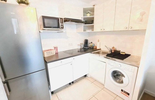 Asnieres-sur-Seine Apartment | JO 2024 - Apartment 4 pers - Subway + train station/Private parking/Elevator