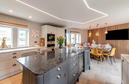 Ripley House | Johns Cottage