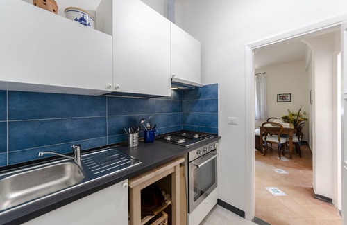 Vernazza Apartment | JOIVY Pretty House Whole Villa for Huge Families