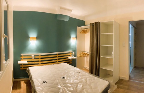 Thuir House | Jolie Escale Climatisée à Thuir