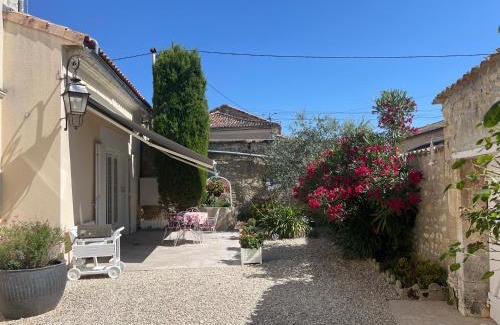 Balzac Villa | Jolie maison Charentaise