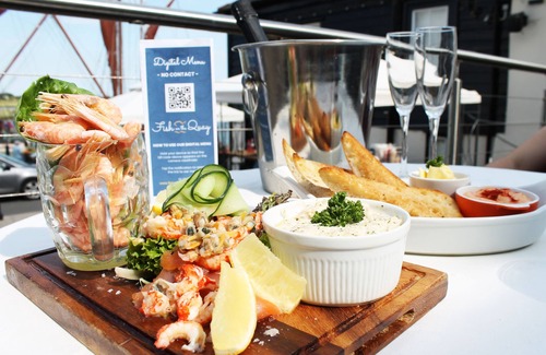 Heybridge Bed & Breakfast | Jolly Sailor- Fish on the Quay