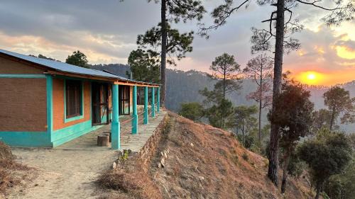 Almora House | Joshi Cottage Binsar
