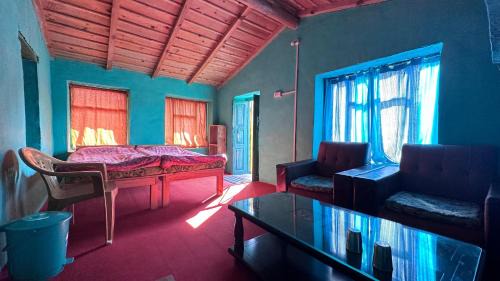 Almora House | Joshi Cottage Binsar