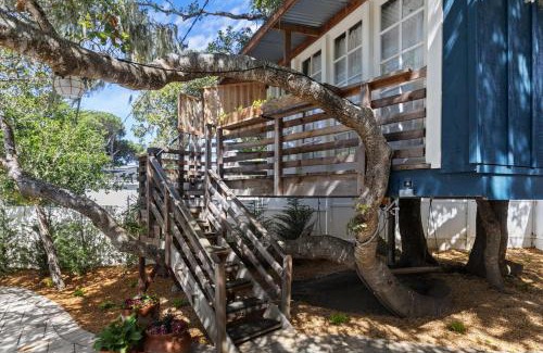 Lodge Hill House | Joy Treehouse and Cottage