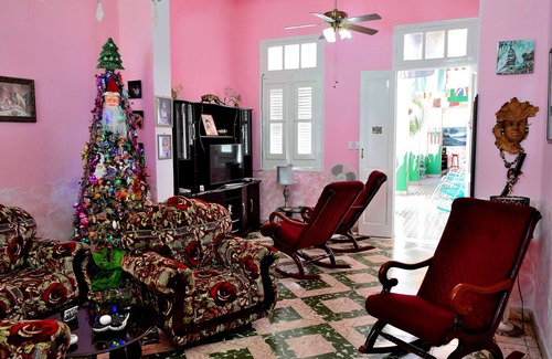 Camaguey House | Juanita y Rafael