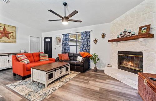 St. Augustine House | Jump Right IN Pool Pets Outdoors