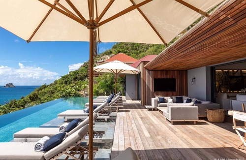Corossol Villa | June- 6 bedrooms and gorgeous views over the entrance to Gustavia harbor