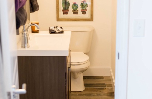 Perryville Apartment | June Bug's Loft