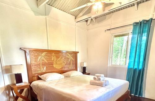 Isla Solarte House | Jungle house King with a view of the Caribbean Sea