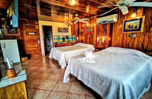 Manuel Antonio Resort | Jungle & Ocean Studio Apartments w Resort Amenities Manuel Antonio Park
