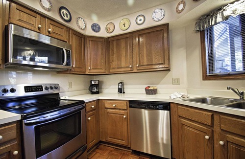 Blowing Rock Condo | Juniper 4 | Fireplace, Restaurant, Pool, Spa