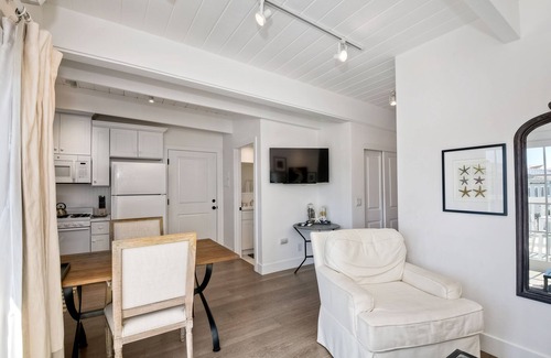 Carlsbad House | Juniper Beach Entire Home | Sleeps 18 | Oceanfront