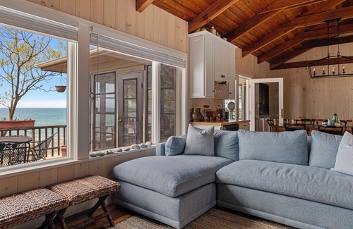 Bridgman House | Juniper Presents: Majestic Beachfront Beauty on the Sunset Coast