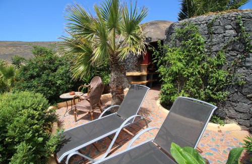 La Asomada Apartment | JURTE - Traumhafter Meerblick, beheizter Pool, Sauna, Billiard, Tischtennis, Garten