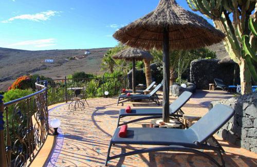 La Asomada Apartment | JURTE - Traumhafter Meerblick, beheizter Pool, Sauna, Billiard, Tischtennis, Garten