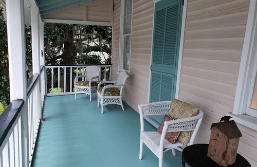 Port Royal House | Just 2 mi. to Parris Island & Beaufort, Walk to Beach & Shops - Sleeps 6 - Wi-FI