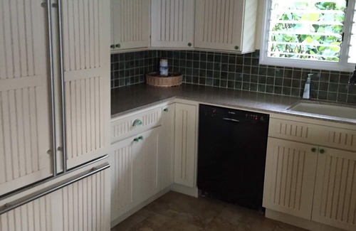 Kailua House | Just 40 Steps to the Most Beautiful White Sand Beach in the World