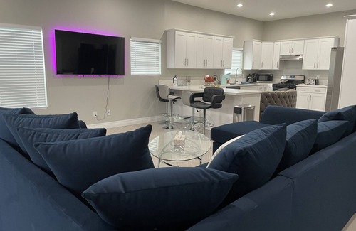 San Bernardino House | Just Built! Private Luxury: Insta Worthy BRAND NEW Home: Luxurious+COMFORTn