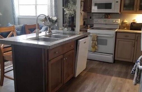 Chatuge Village House | JUST RIGHT SIZE HOME. WATCH LAKE FROM PORCH