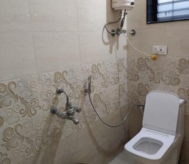 Akalkot House | Jyotiba guest house