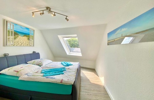 Doese Apartment | Küstentraum Cuxhaven, FeWo schön & modern, Strand -Grimmershörnbucht