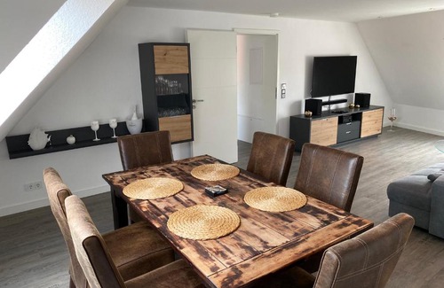 Doese Apartment | Küstentraum Cuxhaven, FeWo schön & modern, Strand -Grimmershörnbucht