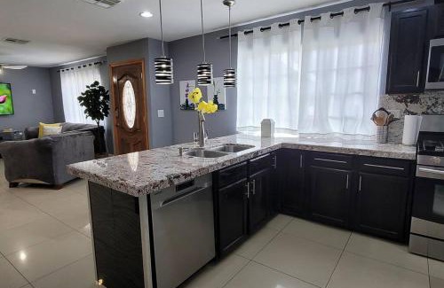 Las Vegas House | K - Fully remodeled and professionally decorated