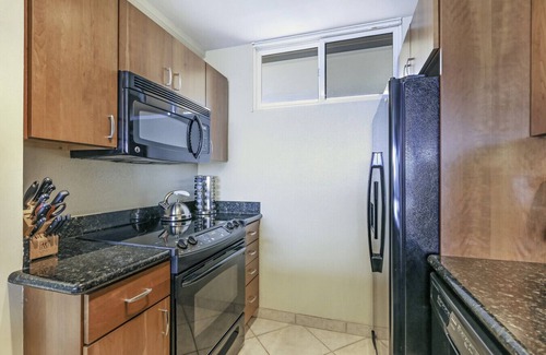 Kaanapali Apartment | Kaanapali Ocean Front 1 Bedroom! Mahana 617!