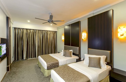 Maafushi Hotel | Kaani Village & Spa
