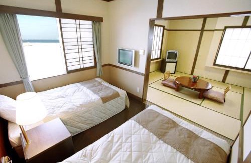 Ubaranai Hotel | Kagariya