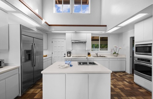 Kailua Villa | Kailua Hale Kahakai by Gather: Lux Oceanview Villa w/Beach, Walk to Attractions