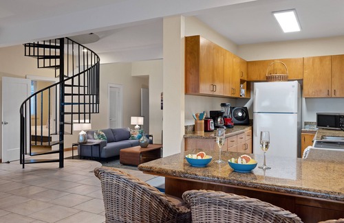 Kalama Tract House | Kailua Kai/Beach Front Licensed Rental #1990/NUC-1780