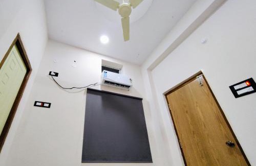 Sirsilla House | Kamakshi bliss Guesthouse