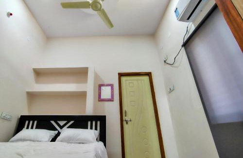 Sirsilla House | Kamakshi bliss Guesthouse