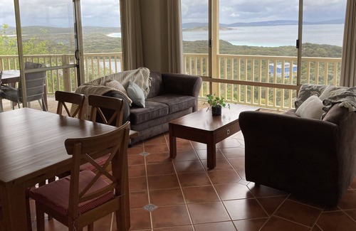 Goode Beach Apartment | Kanata Goode Beach