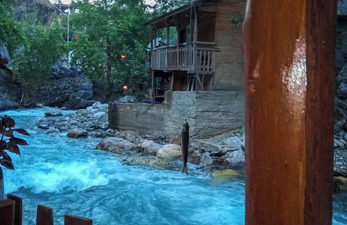 Kapuzbasi Ski Chalet | Kapuzbaşı Baştürk Tesisi