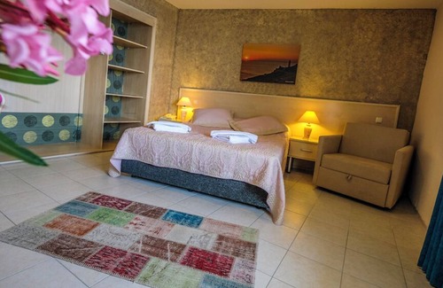 Karaburun Hotel | Karaburun Can Otel