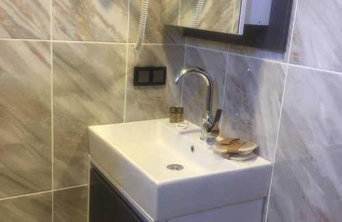 Gokceada Hotel | Kardeliz Butik Otel